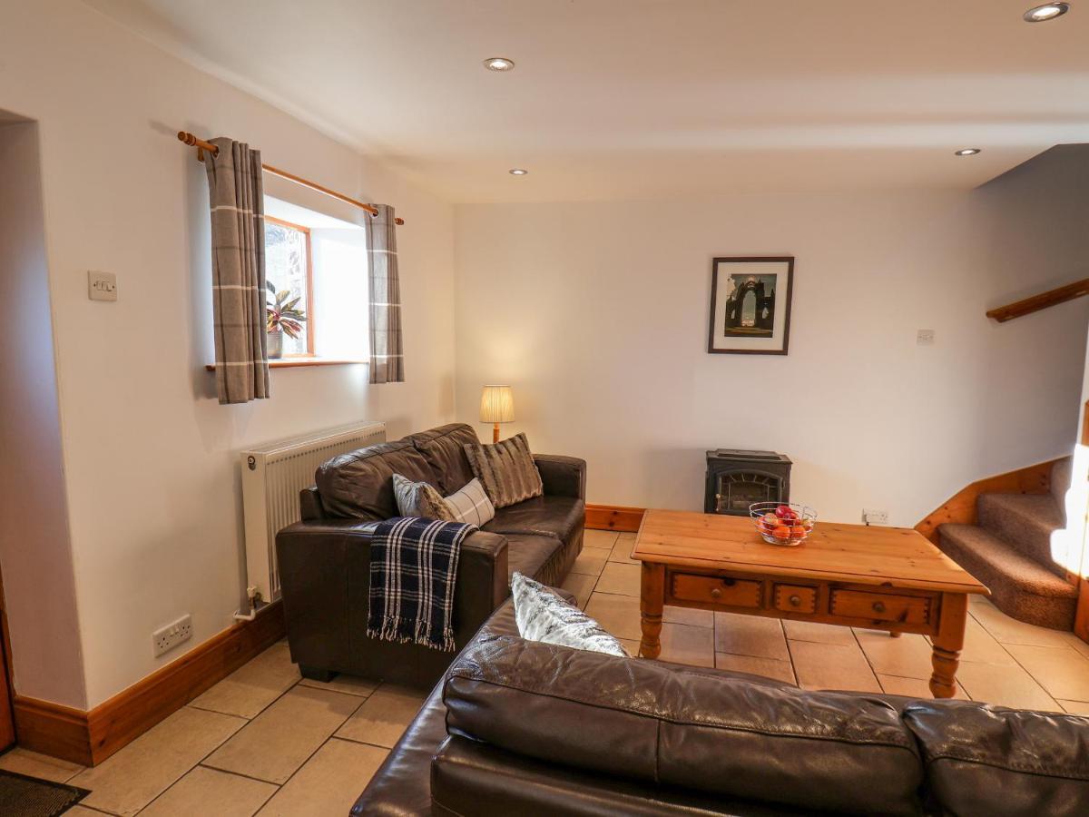 Hayloft Cottage Staintondale Buitenkant foto