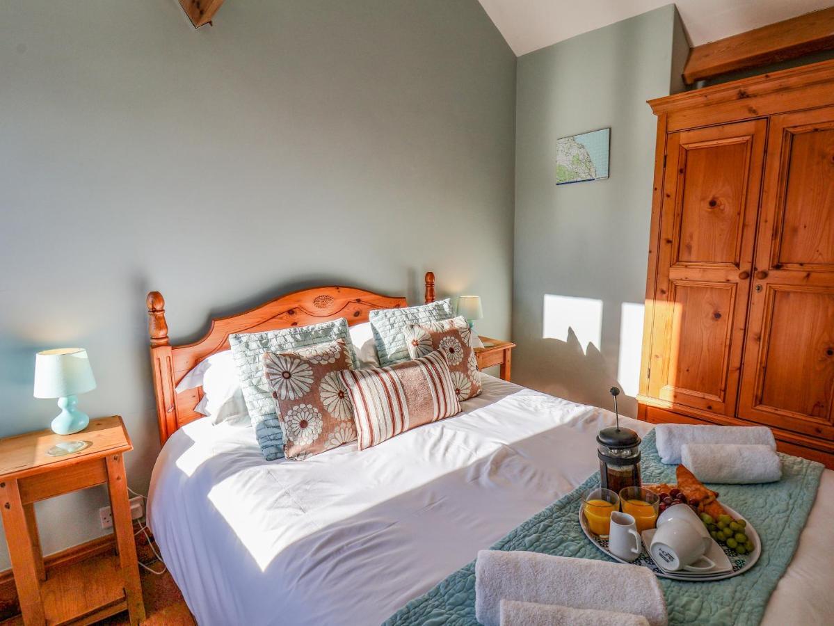 Hayloft Cottage Staintondale Buitenkant foto