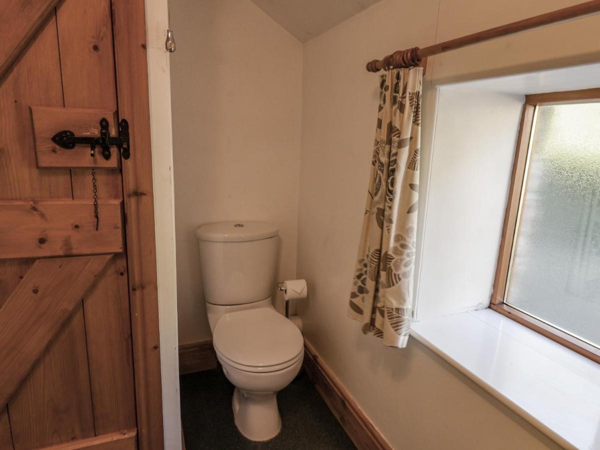 Hayloft Cottage Staintondale Buitenkant foto