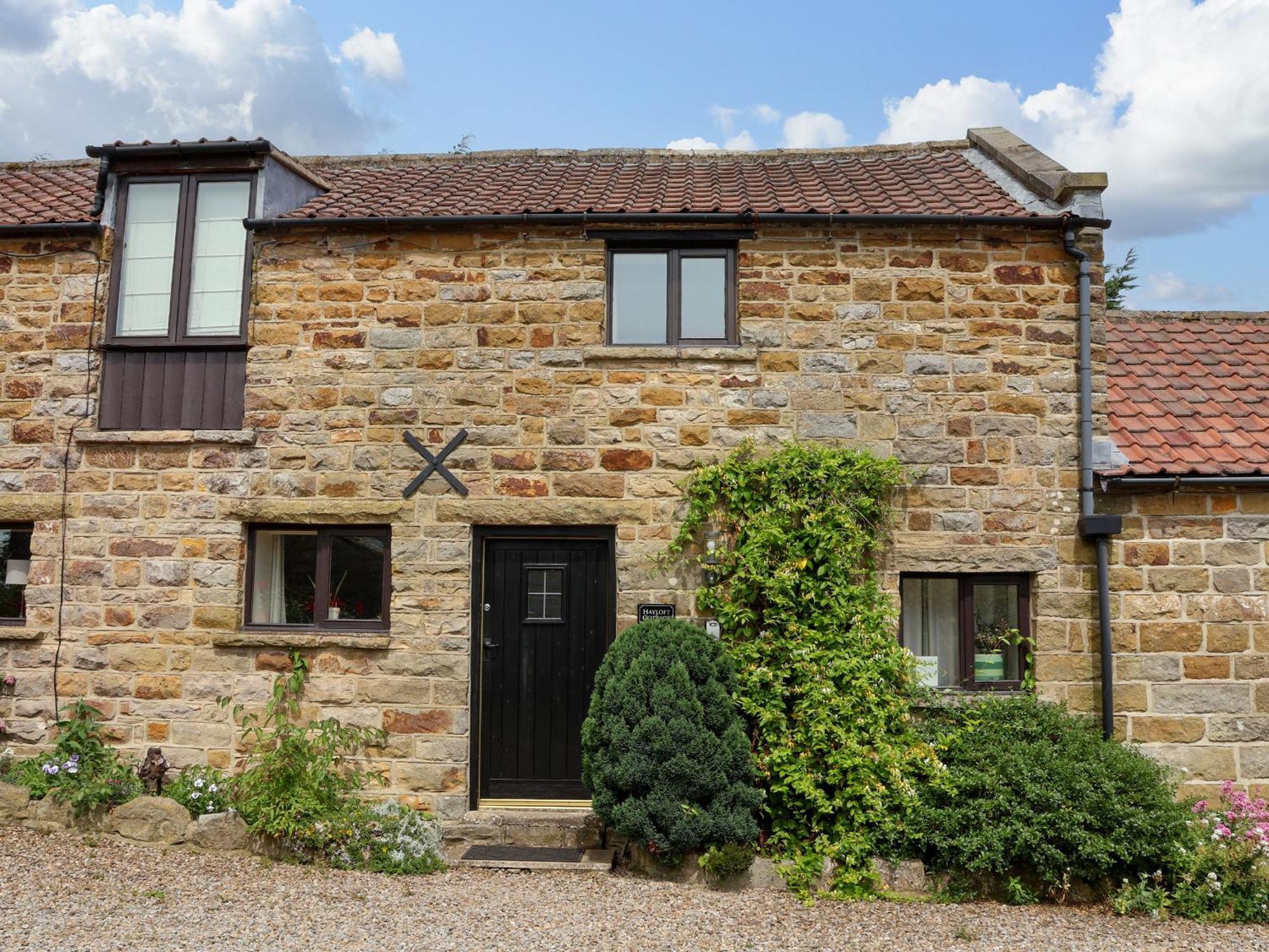 Hayloft Cottage Staintondale Buitenkant foto